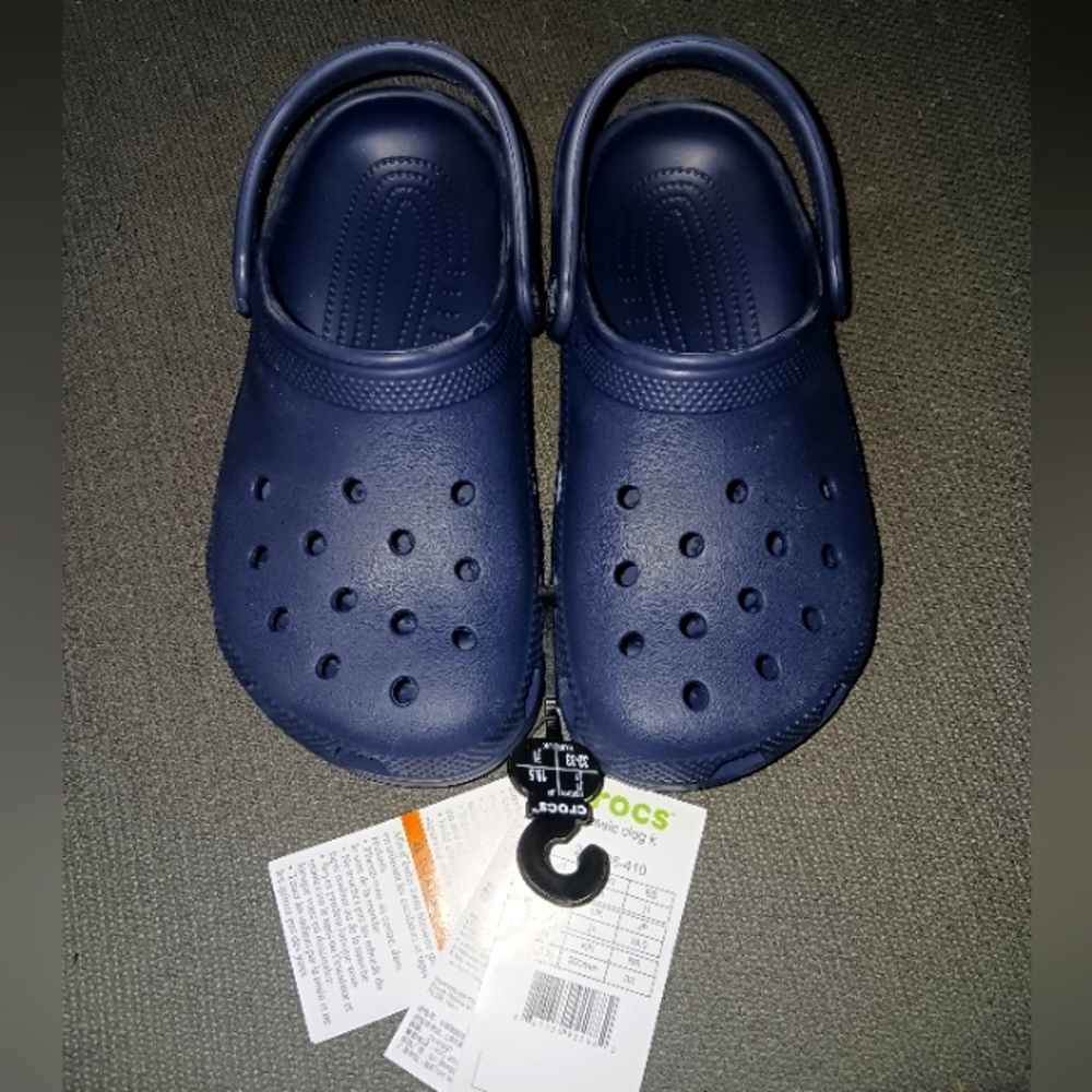 CROCS NEW navy blue sz J1 kid's sz 1